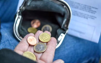 Mensen met kleine schuld moeten vaker worden bereikt om erger te voorkomen